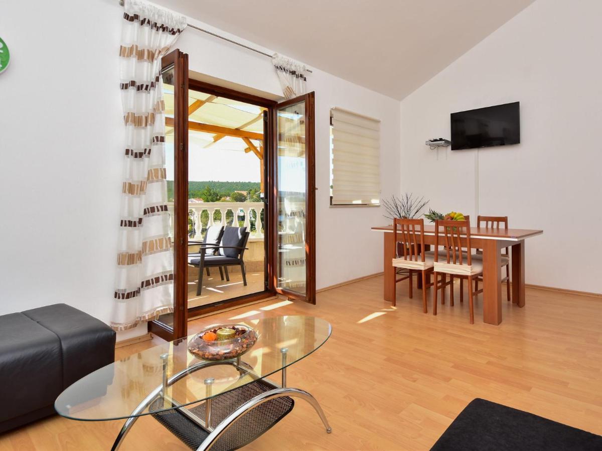 Cozy Holiday Home In Krusevo With Garden Luaran gambar